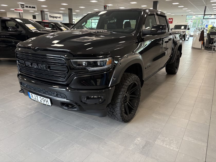 Bild 1 av RAM 1500 Crew Cab LIMITED 4X4 |skatt 3055:-