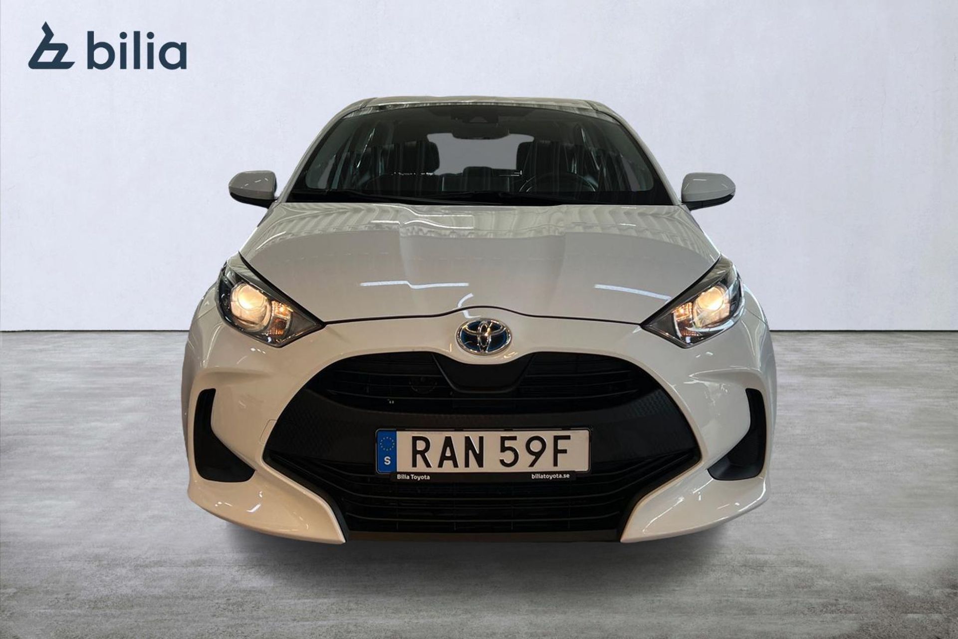 Toyota Yaris 1,5 Hybrid 5D Active 2023, bild 6/10
