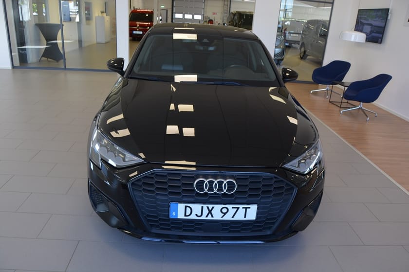 Bild 2 av Audi A3 Sportback 35 TFSI 150 hk Proline