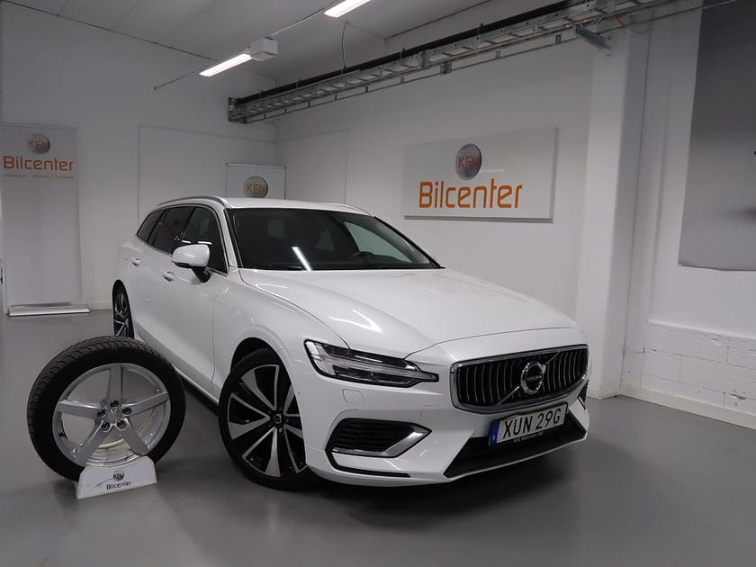 Bild 1 av Volvo V60 Recharge T6 AWD V-Däck ingår Drag-Navi-Kamera-Värmare-V