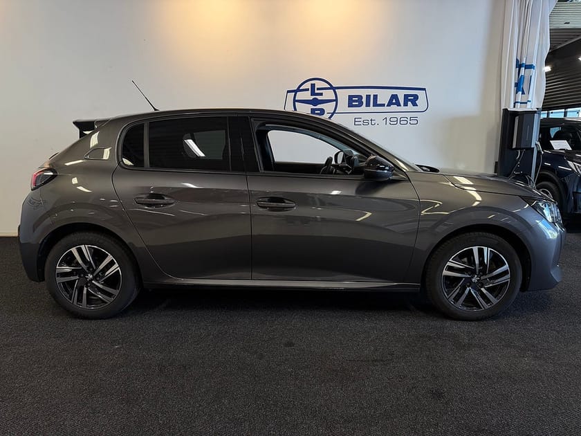 Bild 2 av Peugeot 208 1.2 PT 100hk Allure | Dragkrok/ Vhjul/ Kamera/ 1 Ägare