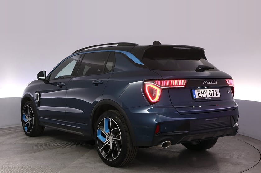Bild 4 av Lynk & Co 01 PHEV Pano 360 Adap Farth Infinity BLIS Elstol