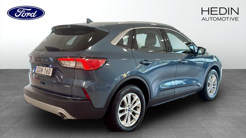 Bild 2 av Ford Kuga Plug-In Hybrid 2.5 Titanium 225hk | ÅRLIG SKATT 360KR
