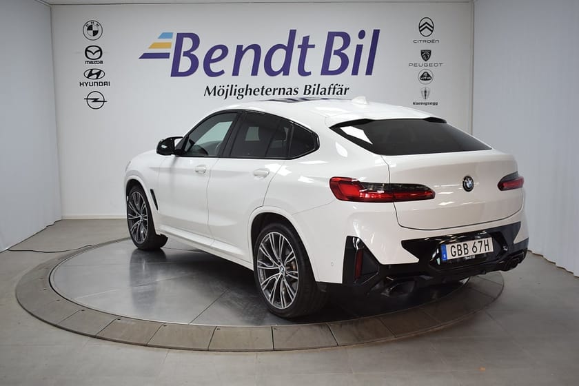 Bild 5 av BMW X4 M40i / Laser / Harman Kardon / Panoramaglastak/ Värmare