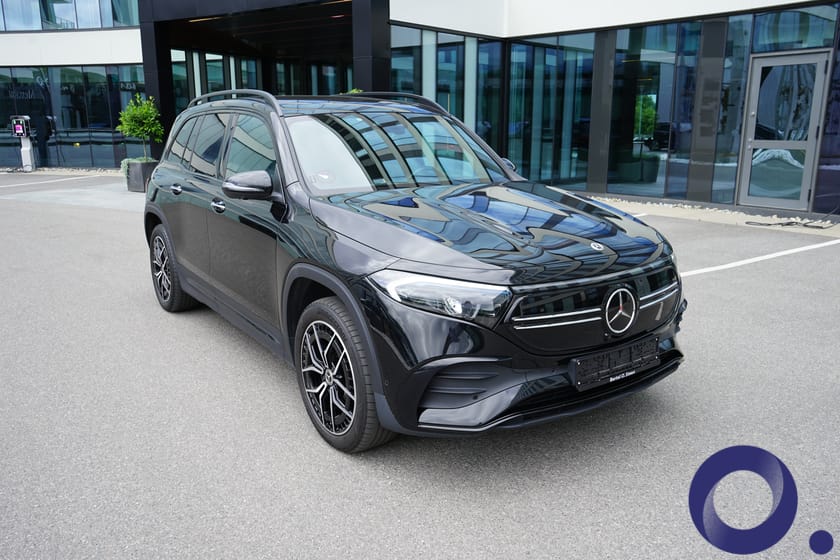 Bilde 3 av Mercedes-Benz EQB 300 4MATIC AMG spesielt velutstyrt / 7 seter