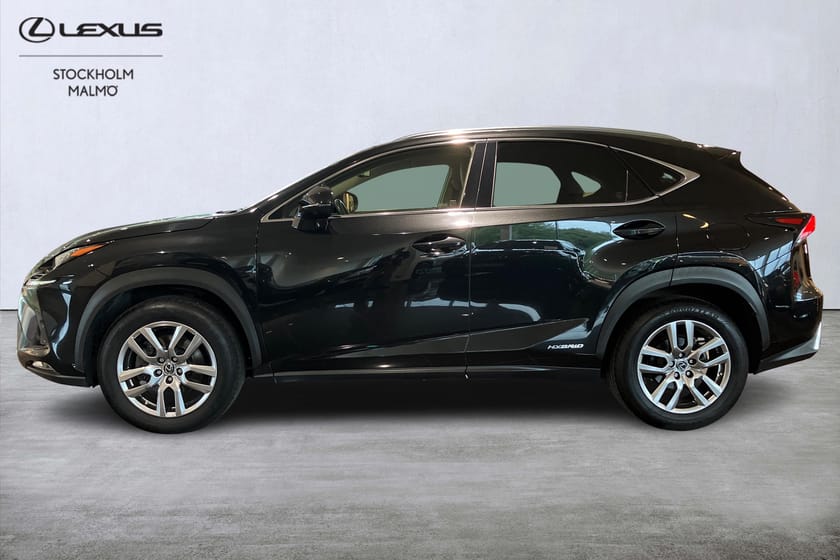 Bild 2 av Lexus NX 300h AWD Executive 197hk Drag Navi Webasto Keyless Carplay B-kamera