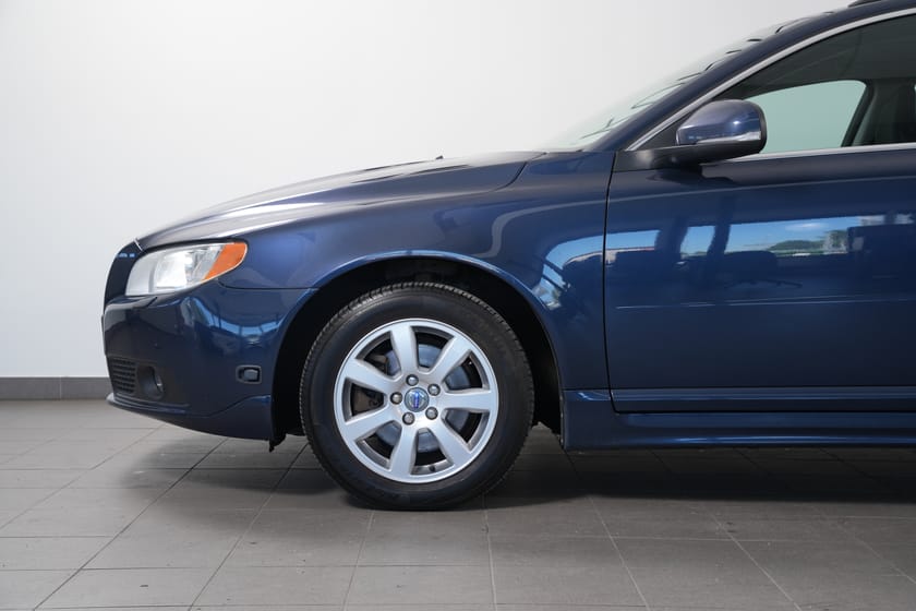 Bild 2 av Volvo V70 T4F Automat Dragkrok 180hk