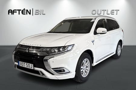 Mitsubishi Outlander PHEV AWD Fleet Edition Dragkrok B-kam Carplay Nybesikt!