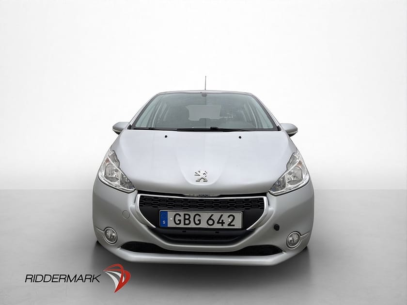 Bild 2 av Peugeot 208 5-dörrar 1.2 EGS 82hk Farthållare Bluetooth