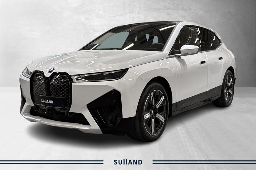 Bilde 1 av BMW iX xDrive50 /Fully Charged/El.krok/Sportspakke/Norsk bil