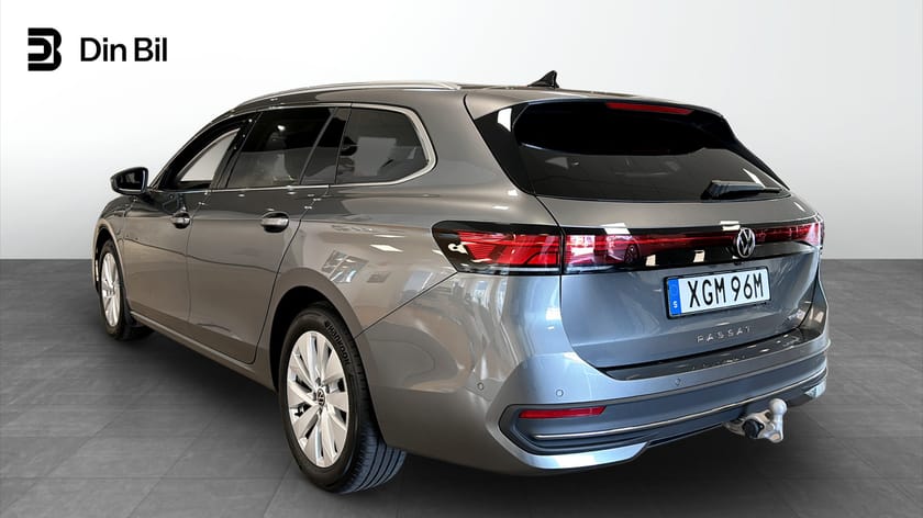 Bild 3 av Volkswagen Passat Variant eHybrid SC Business 272hk drag/värmare/carplay