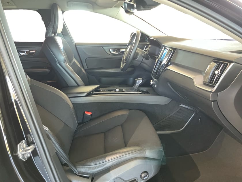 Bild 5 av Volvo V60 Cross Country D4 AWD Advanced SE II | NAV | Dragkrok | Backkamera |