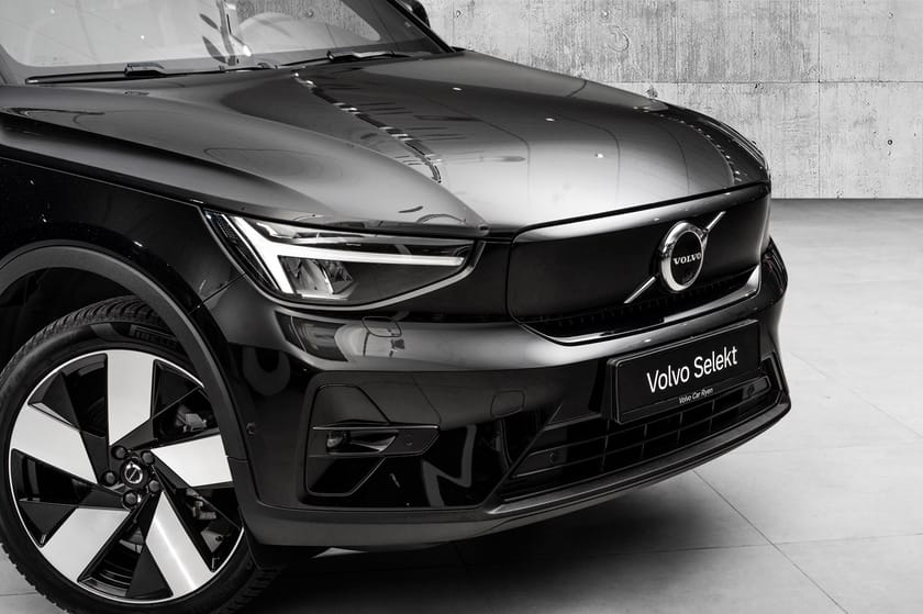 Bilde 2 av Volvo XC40 Recharge Twin Ultimate 20" Hengerfeste HarmanKardon 360Kamera