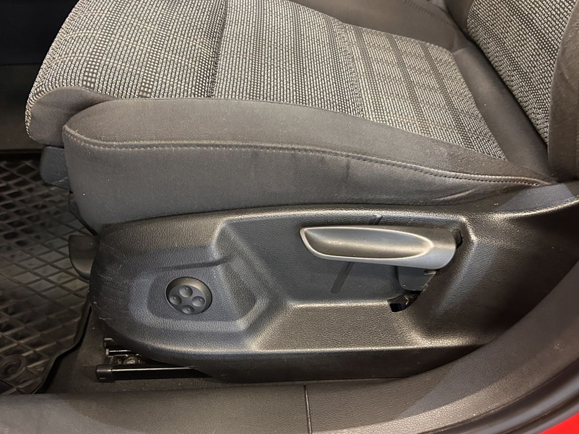 Audi Audi Q3 — bild 11
