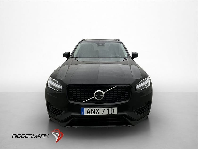 Bild 2 av Volvo XC90 7 Säten Recharge T8 Ultimate Dark Pano H/K Drag HUD 360°
