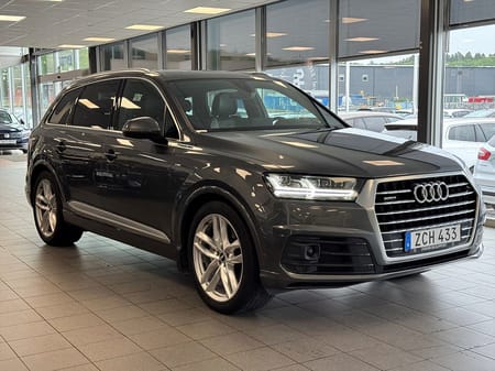 Audi Q7 3.0 TDI V6 S-Line Quattro 7-Sits Bose HUD Drag