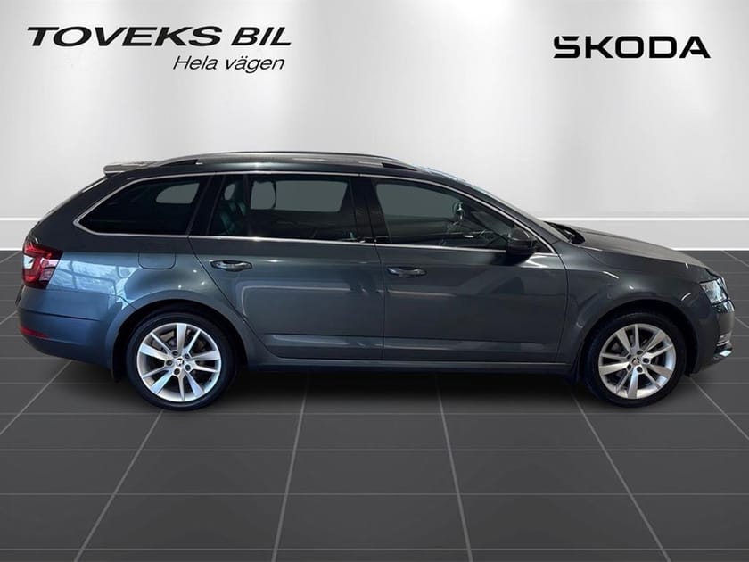 Bild 2 av Škoda Octavia Kombi 1.5TSI 150Hk Aut Drag Värmare Nav