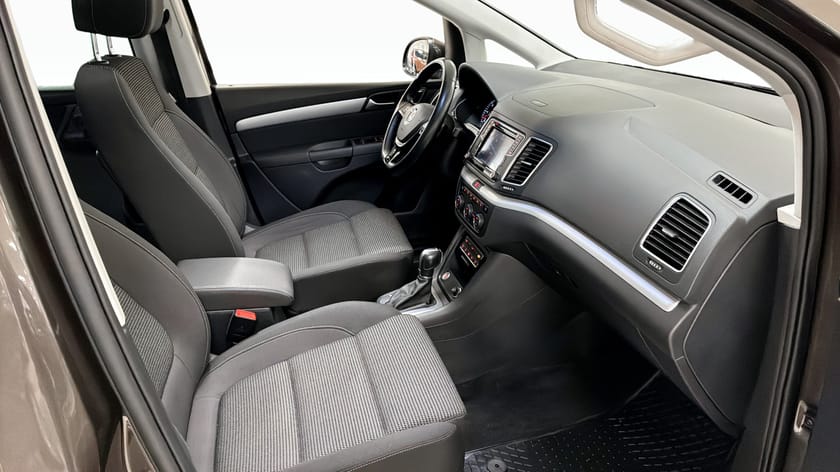 Bild 3 av Volkswagen Sharan 6-sätes 2.0 TDI DPF SCR DSG
