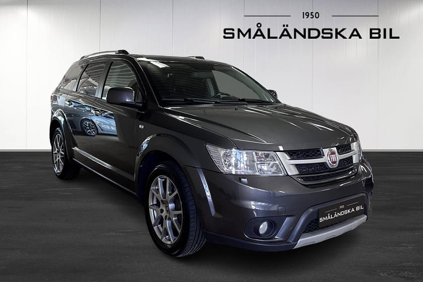 Bild 2 av Fiat Freemont 3.6 V6 4x4 7-Sits Taklucka Drag 280hk