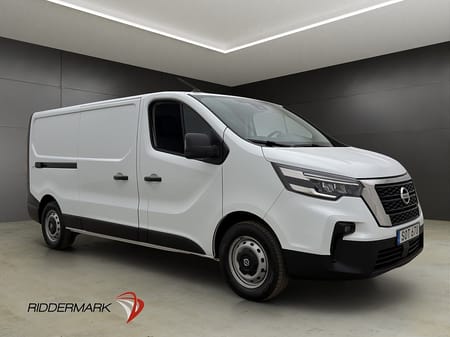 Nissan Primastar L2 2.0dCi Värmare Dragkrok 3-Sits LED PDC