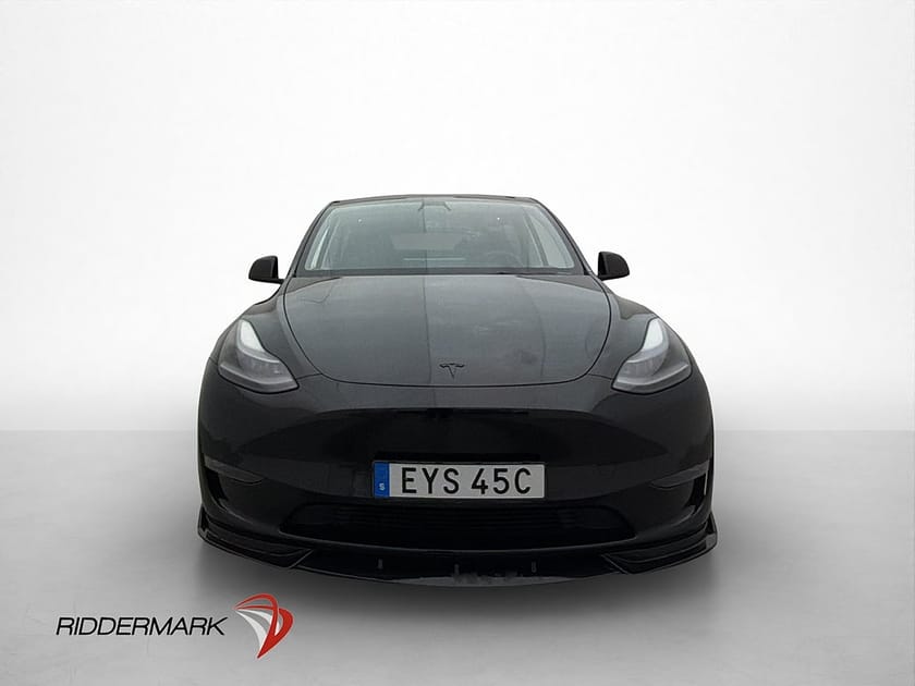 Bild 3 av Tesla Model Y Performance Dragkrok Autopilot Pano Värmepump