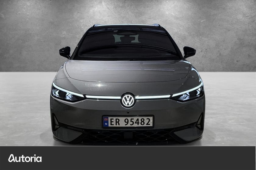 Bilde 2 av Volkswagen ID.7 GTX Tourer