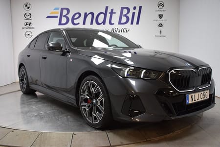 BMW 550e xDrive Sedan
