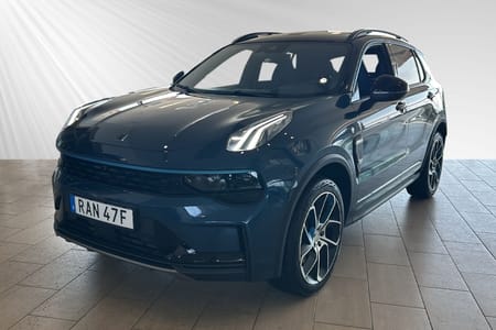 Lynk & Co 01 PHEV Pano 360 Infinity