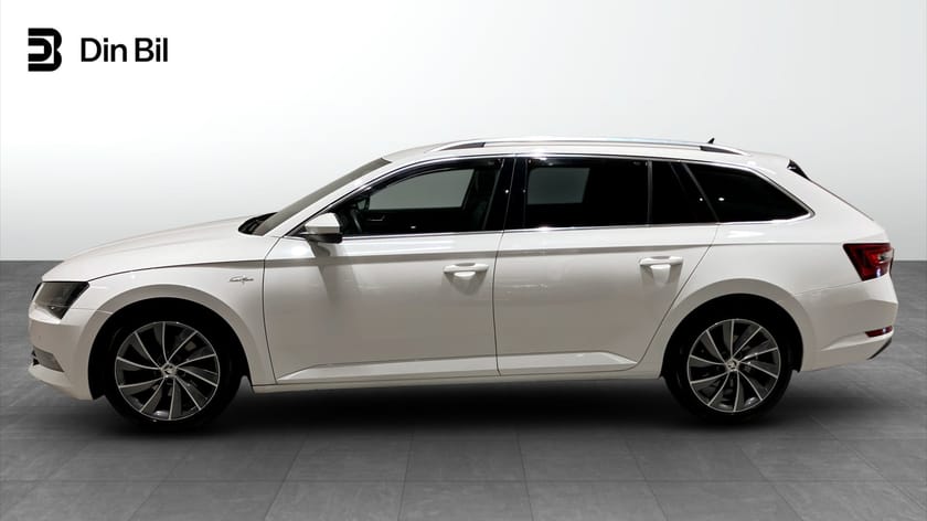 Bild 2 av Škoda Superb Kombi Combi L&K 2.0 TDI 190 DSG 4x4 Drag Värmare