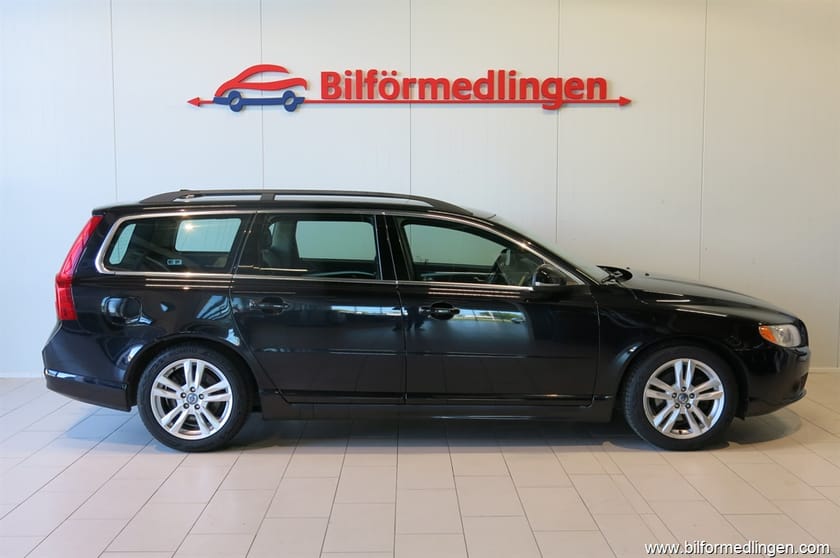 Bild 2 av Volvo V70 II D3 136hk Aut. Momentum Skinn V-Hjul
