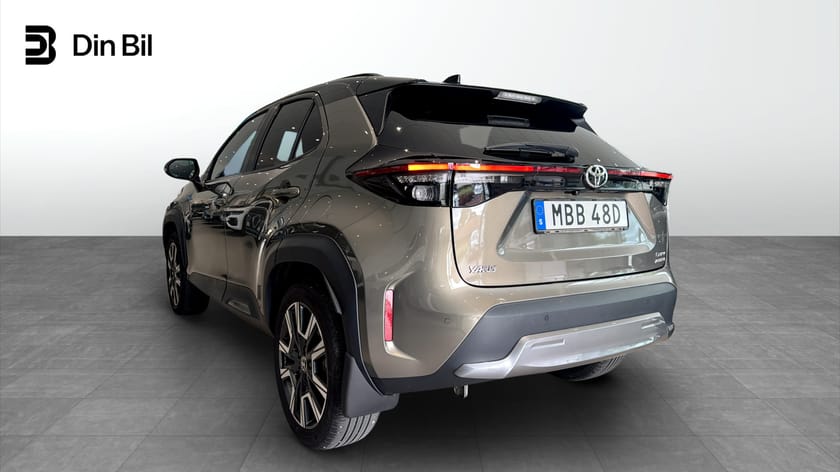 Bild 5 av Toyota Yaris Cross Hybrid 130 AWD-i 1.5 Premier Edition AWD/Pano-soltak/JBL