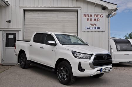 Toyota Hilux Dubbelhytt 2.8 204hk 4WD Hero Euro 6 Flaklock D-värmare