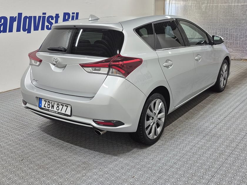 Bild 4 av Toyota Auris 5DR 1.2T 116HK Intense