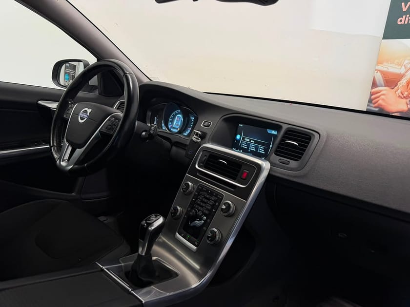 Bild 2 av Volvo V60 D4 Momentum Business Edition Euro 6