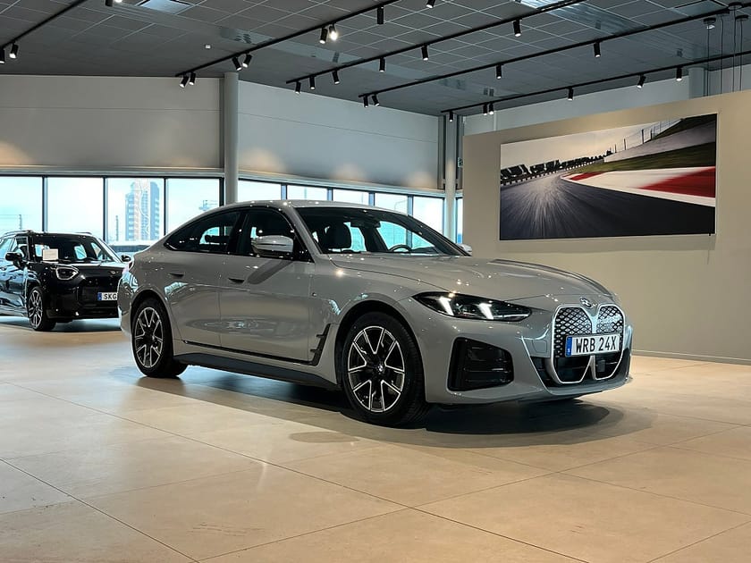 Bild 3 av BMW i4 eDrive40 Gran Coupé M Sport Drag Rattvärme D/A 4,95%
