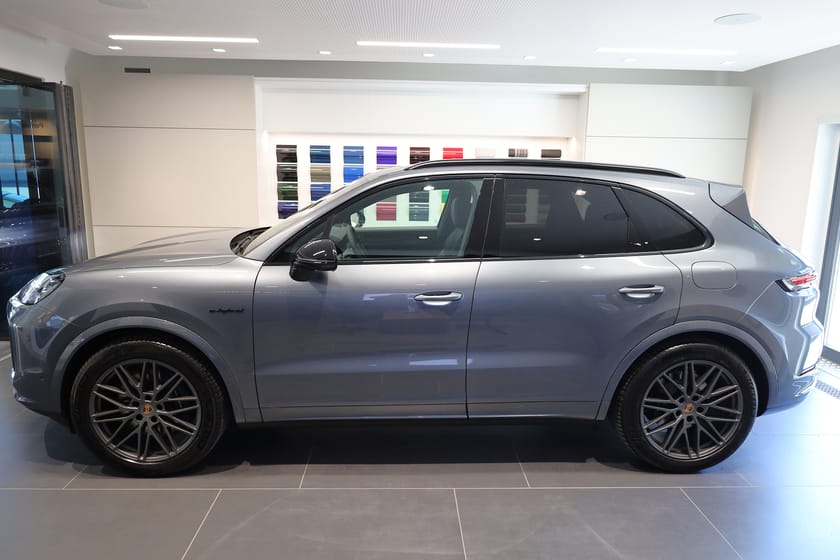 Bild 5 av Porsche Cayenne E-Hybrid / Black Edition