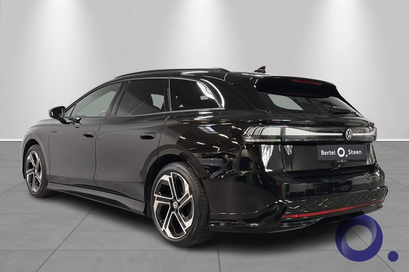 Bilde 3 av Volkswagen ID.7 GTX Tourer