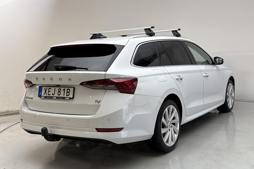 Bild 3 av Škoda Octavia Kombi iV 1.4 PHEV Business Kamera Dragkrok