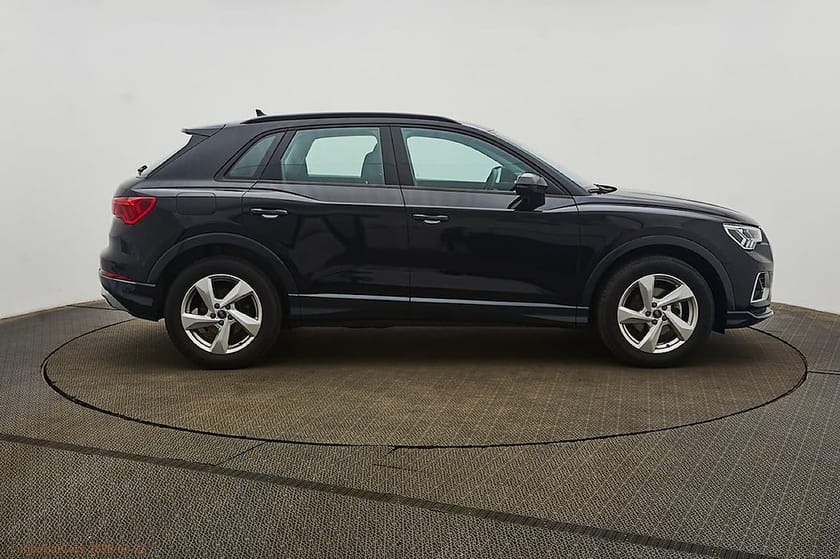 Bild 3 av Audi Q3 35 TFSI S Tronic Proline Advanced drag+värmare