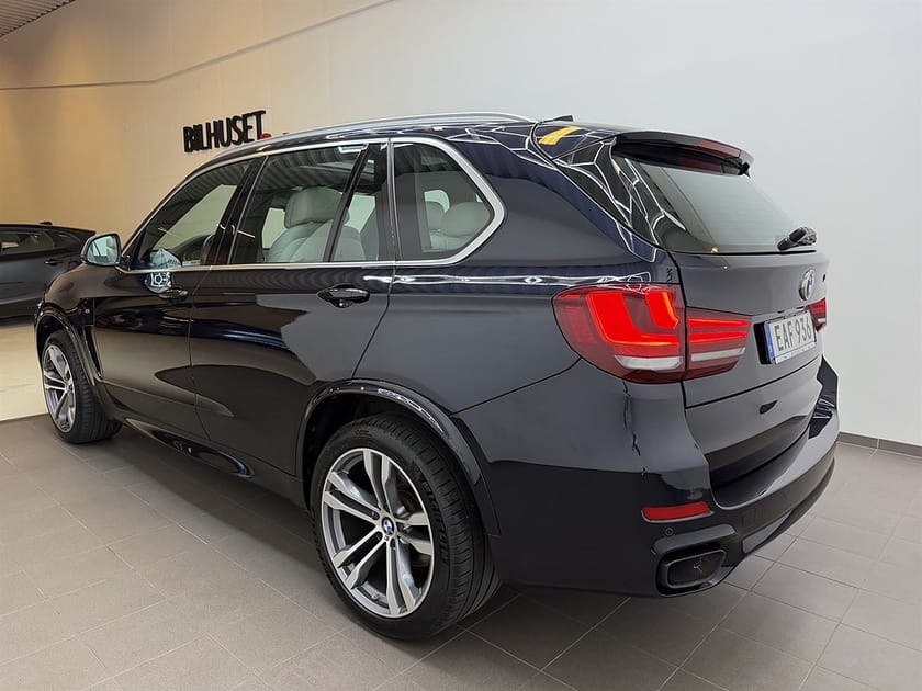 Bild 3 av BMW X5 M50d 381hk M Sport Pano SE SPEC!