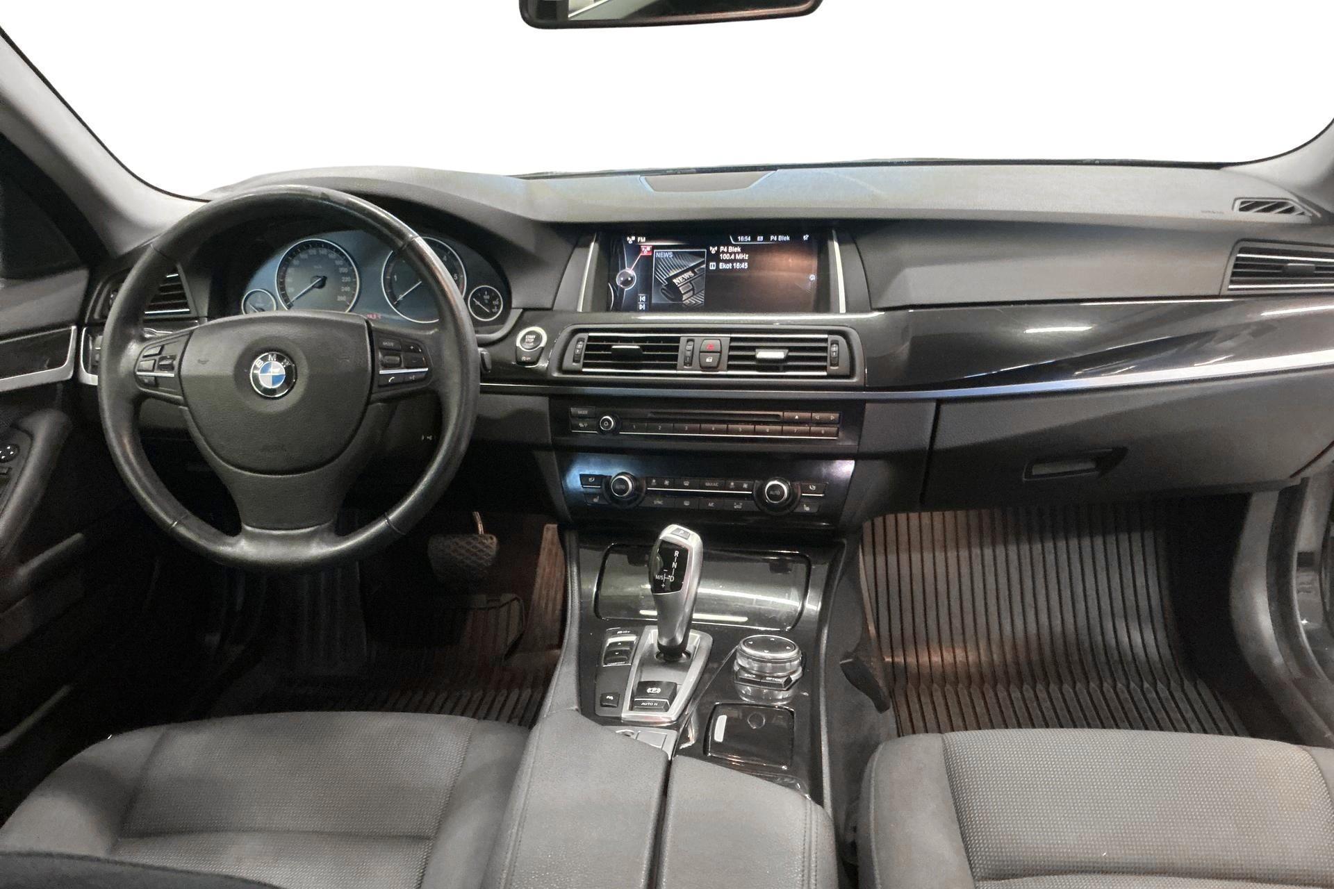 BMW 520 d Touring 2016, bild 7/10
