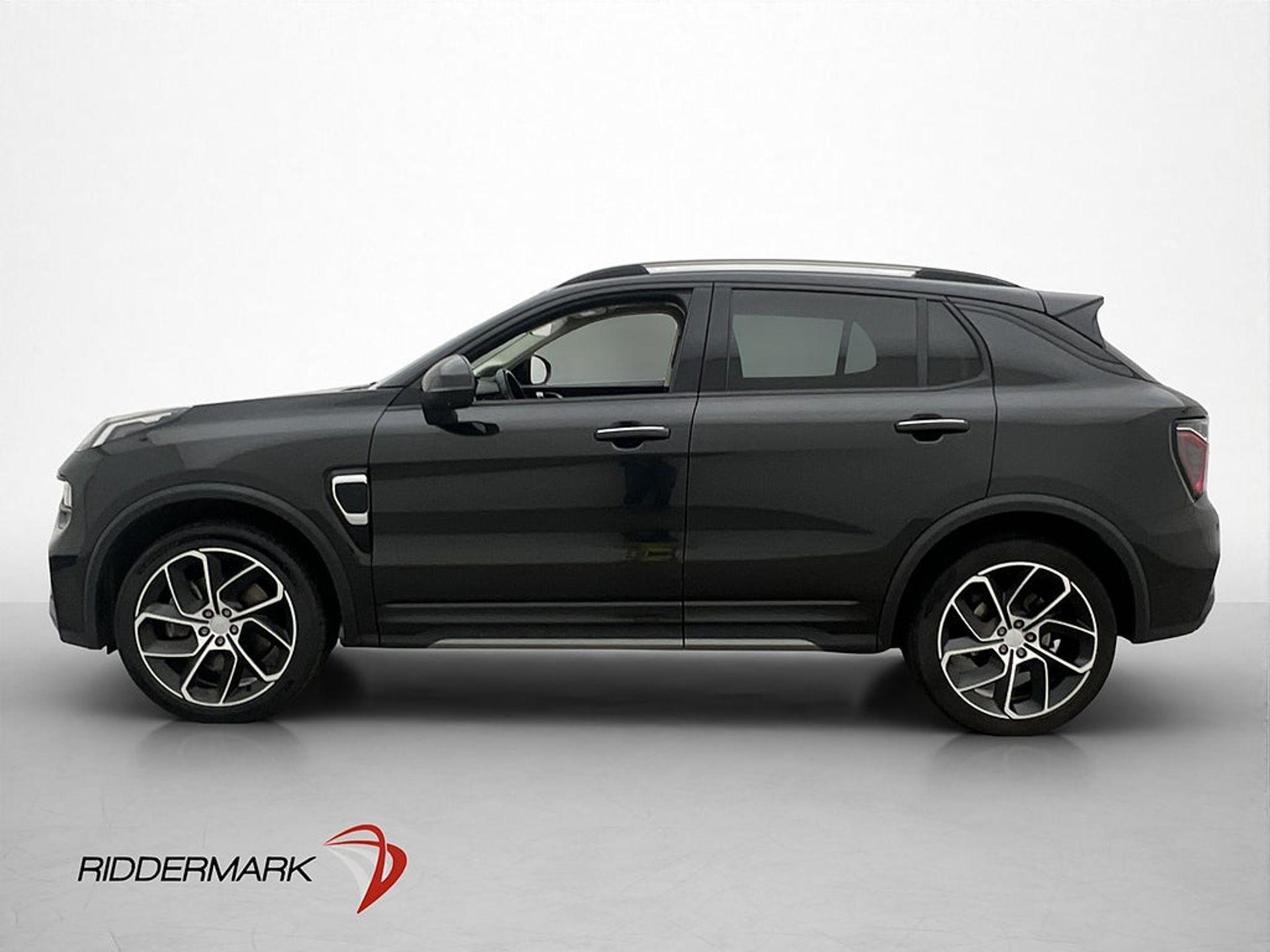 Lynk & Co 01 1.5TD PHEV 2022, photo 5/10