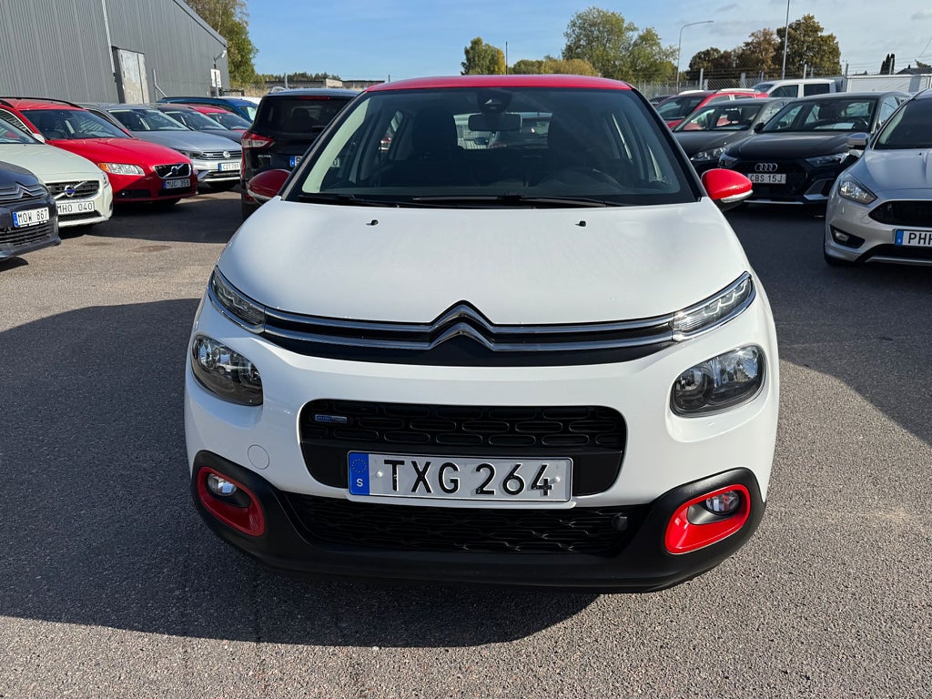 Citroen C3 1.2 82hk PureTech Euro 6 2017, bild 2/10