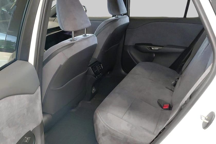 Bild 3 av Lexus RZ 500e Luxury STBW inklusive vinterhjul