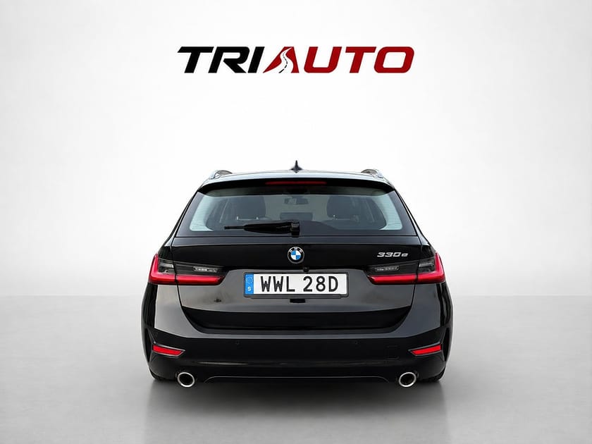 Bild 5 av BMW 330e Touring Sport line MOMS Kamera Navi CarPlay