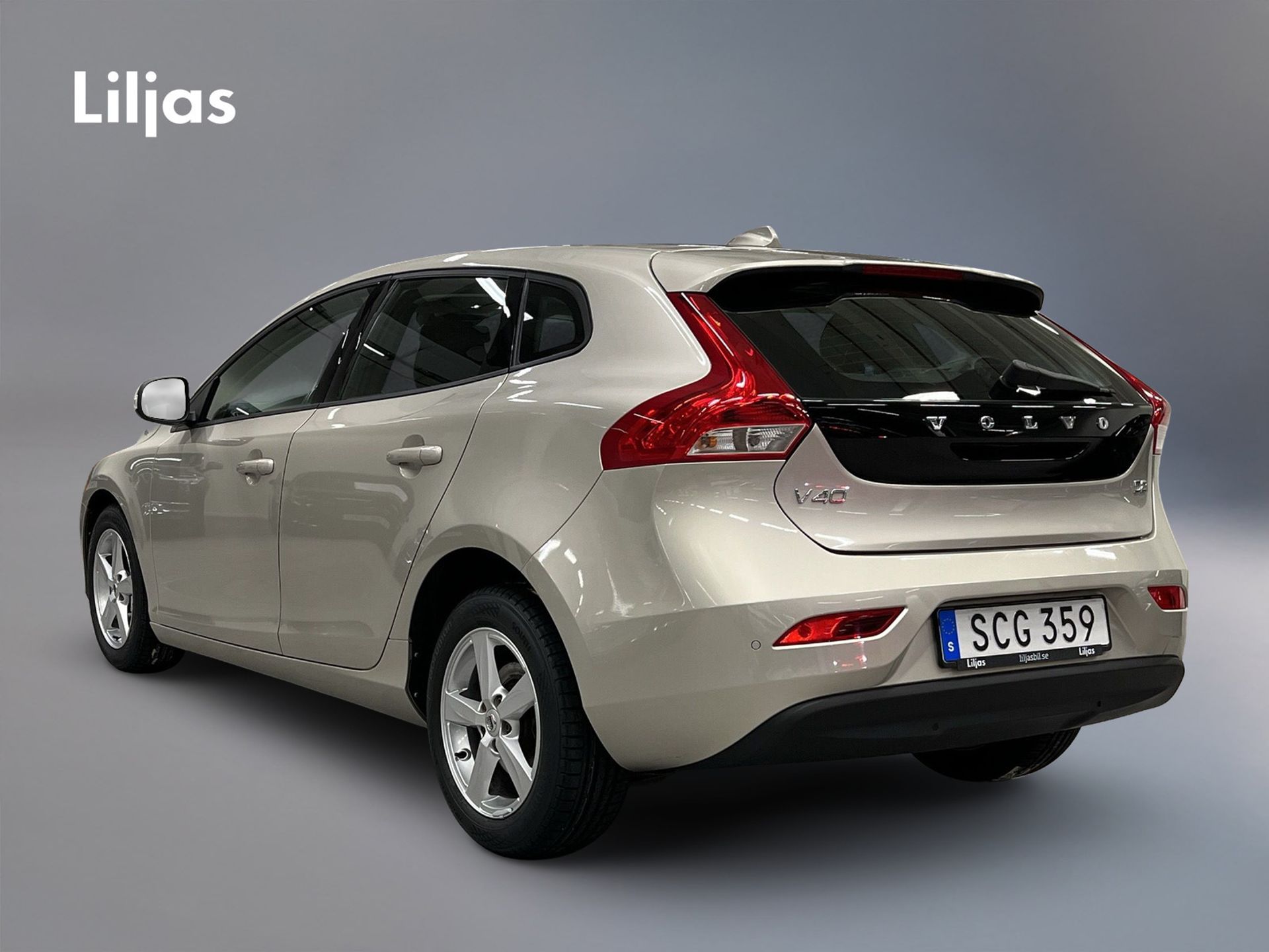 Volvo V40 D2 Business 2018, kuva 3/10