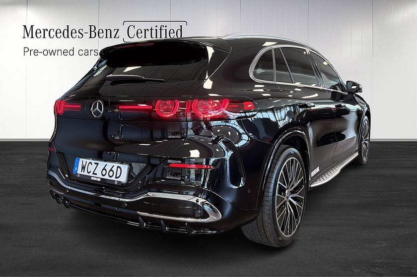 Bild 3 av Mercedes-Benz GLC EQ 400 4MATIC AMG HYPERSCREEN Burmester Digital Light