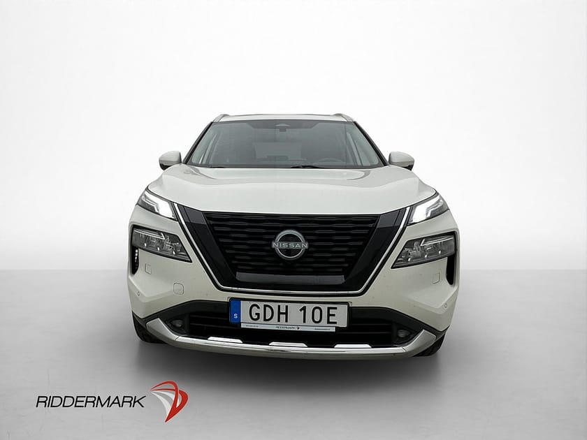 Bild 2 av Nissan X-Trail e-4ORCE 214hk 7-sits HuD Pano Navi 360°-K