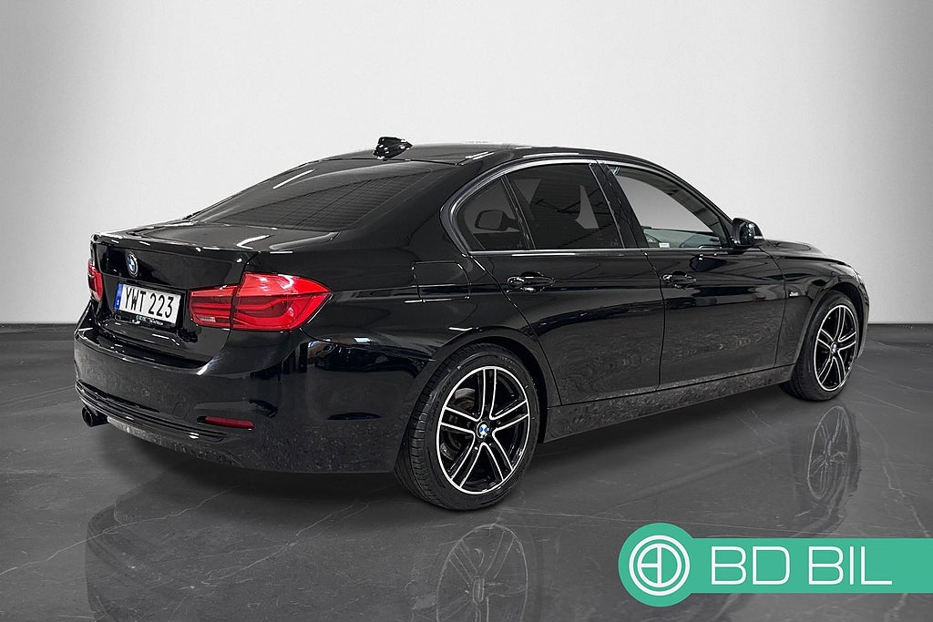 BMW 330 2018, bild 4/10