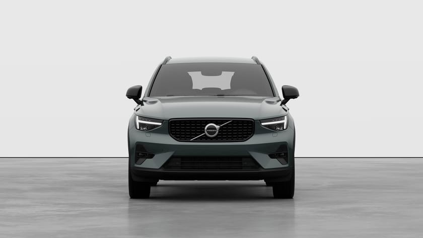 Bild 2 av Volvo XC40 B4 FWD Bensin Plus Dark